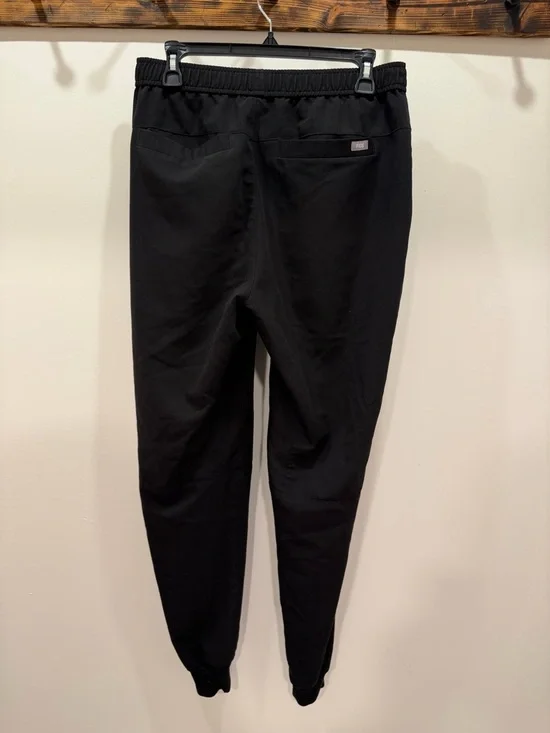 FIGS Tansen Jogger Scrub Pants - Picture 3 of 5